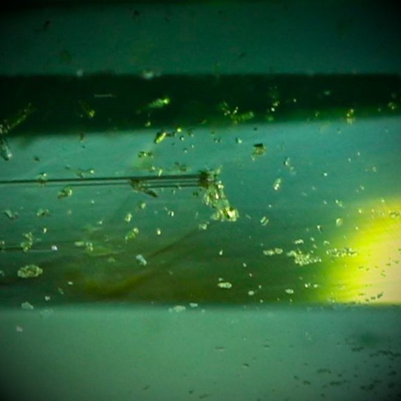 Green Tourmaline 1.53ct Solid 18K Yellow Gold Ring - Picture 3 of 7